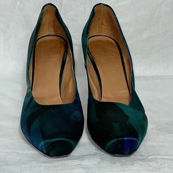 Dries Van Noten Satin Pumps - Picture 2 of 7